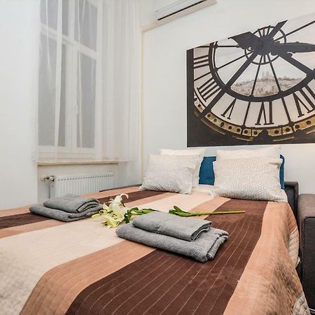 Timeless Apartment With Free Private Parking Budapeşte Dış mekan fotoğraf
