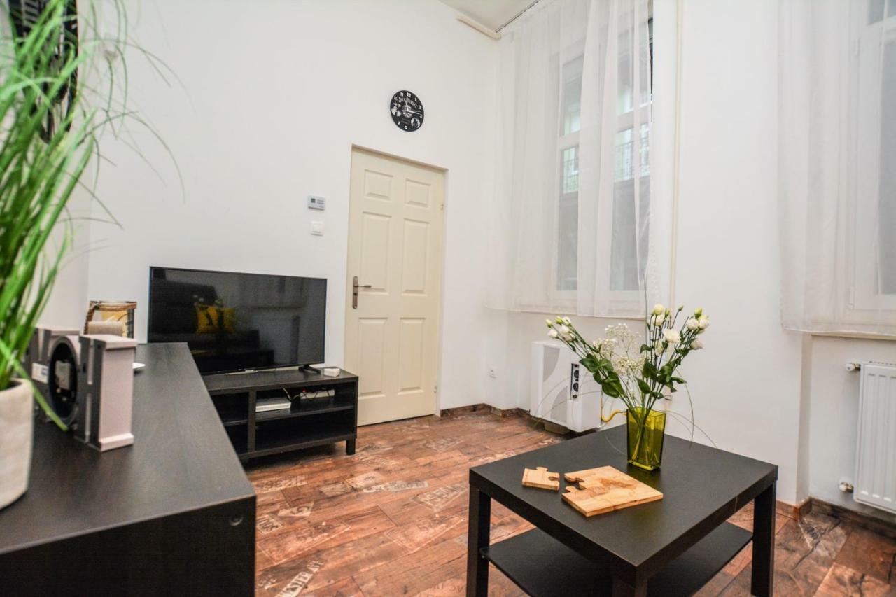 Timeless Apartment With Free Private Parking Budapeşte Dış mekan fotoğraf